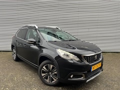 Peugeot 2008 - 1.2 PureTech Allure|Pano|Navi|Carplay|Cruise|PDC|Trekhaak|