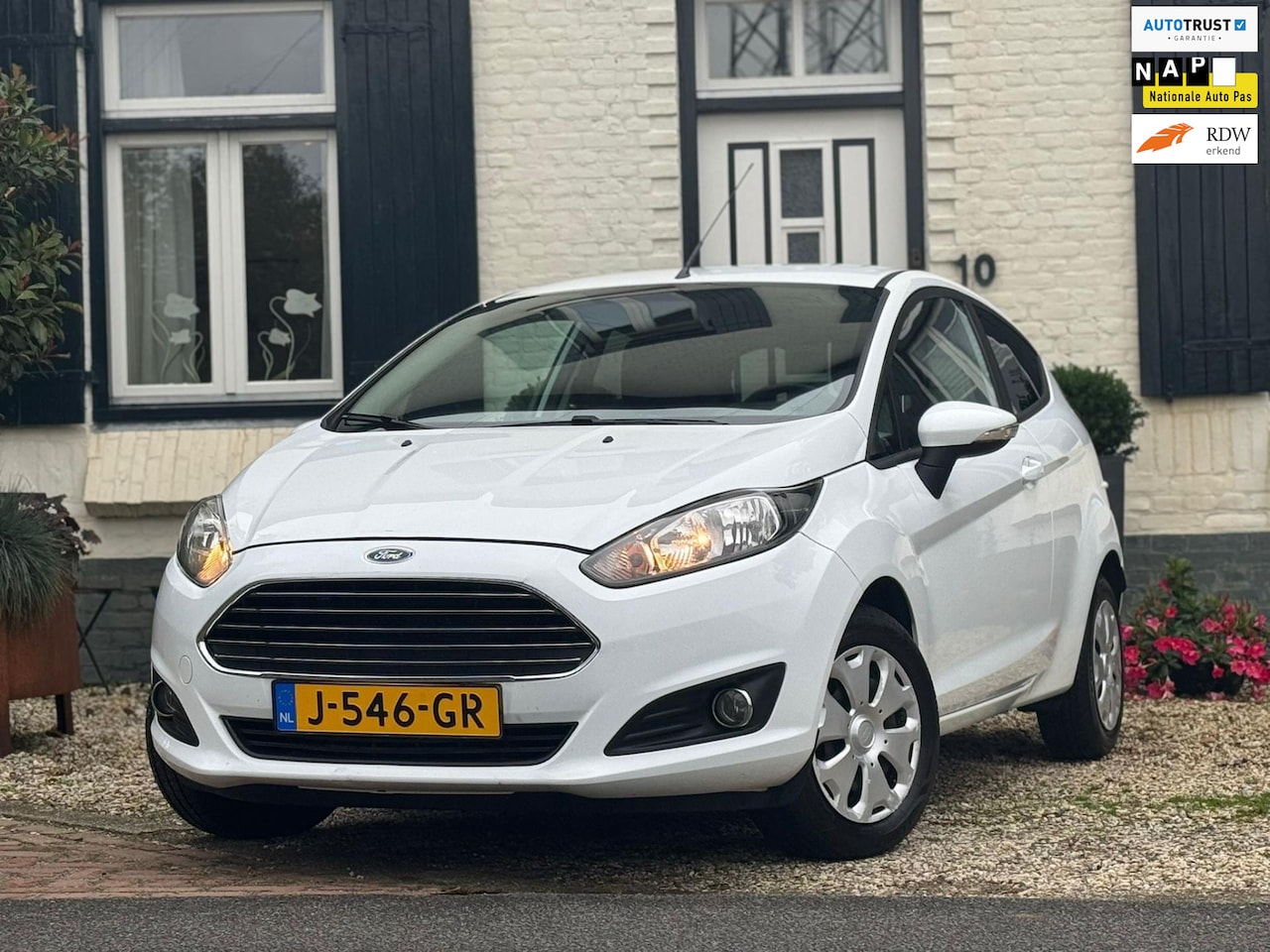 Ford Fiesta - 1.25|Airco|Bluetooth|Stoelverwarming|Nette auto! - AutoWereld.nl