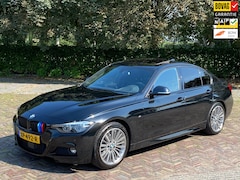 BMW 3-serie - 320i M Sport Edition | HUD | Leder | Schuifdak | LED | Navi | Trekhaak | Garantie