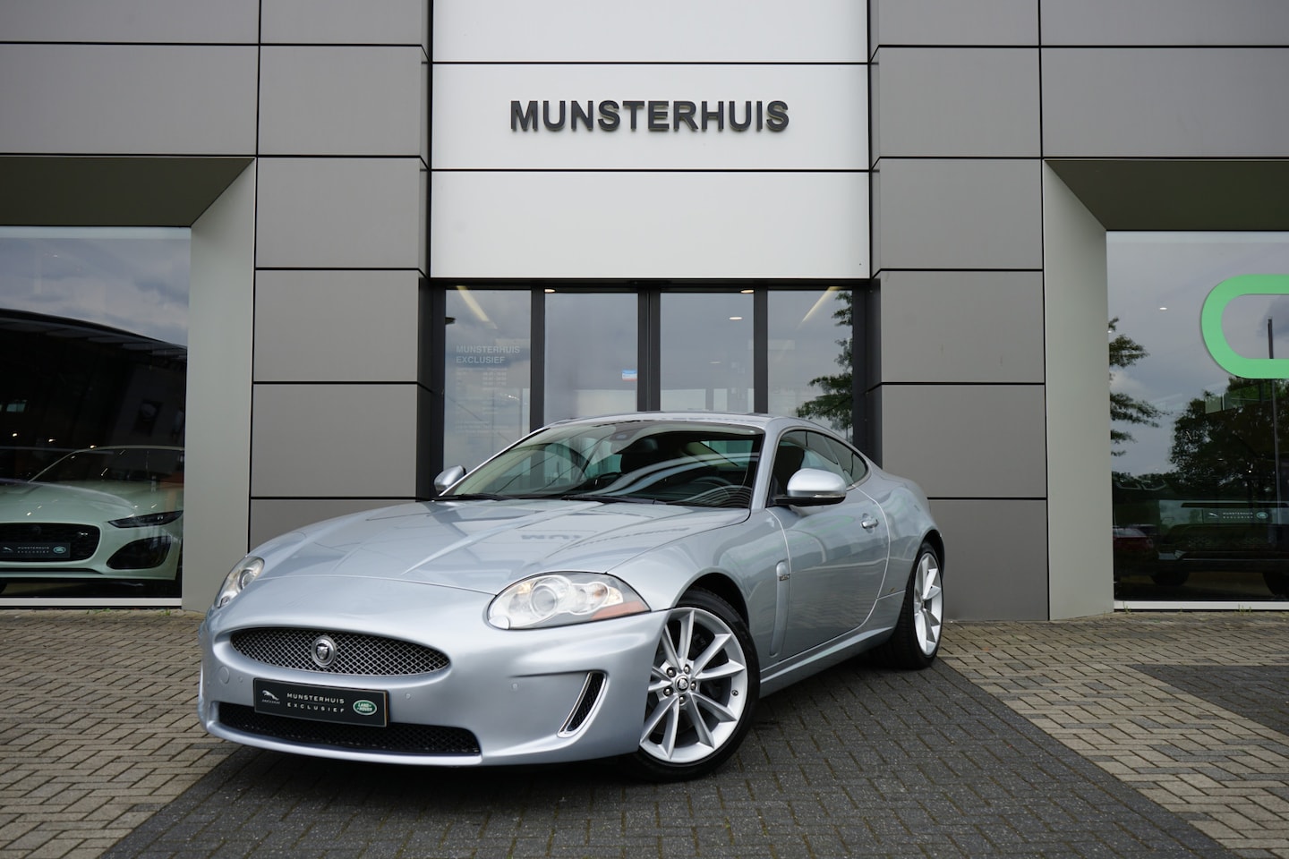 Jaguar XK - 5.0 V8 Coupé - Voorstoelen verwarmd en geventileerd - Audio installatie premium - - AutoWereld.nl