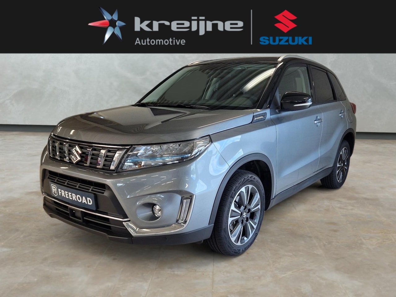 Suzuki Vitara - 1.5 Hybrid Style Automaat | Panoramadak - AutoWereld.nl