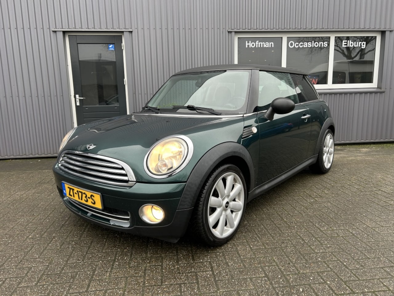 MINI Cooper - Mini 1.6 Airco Stoelv 17" LMV APK! - AutoWereld.nl