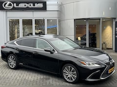 Lexus ES - 300h Business Line NL-AUTO STUURVERW STOELVERW DAB+ BLIND-SPOT SCHUIFDAK NAVI APPLE-CARPLA