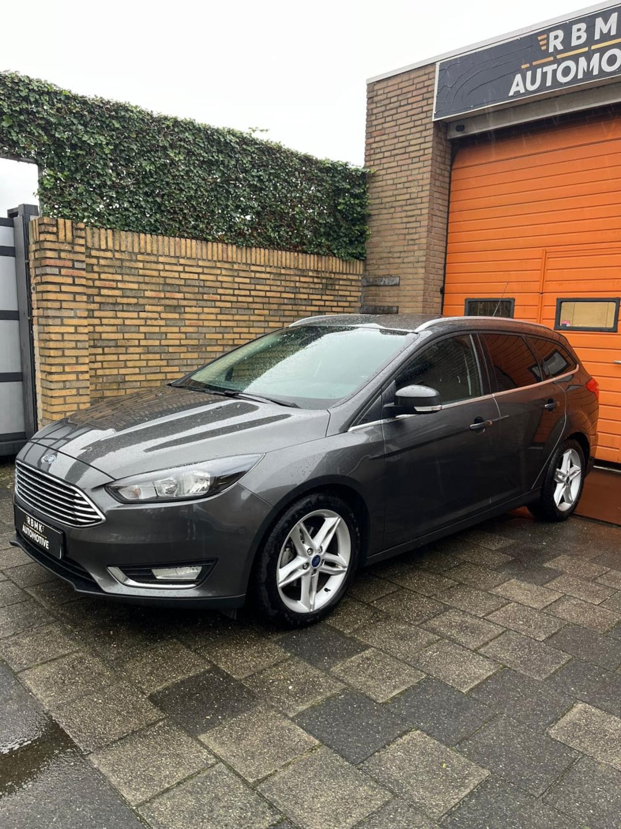 Ford Focus Wagon - 1.0 Titanium 1.0 Titanium - AutoWereld.nl