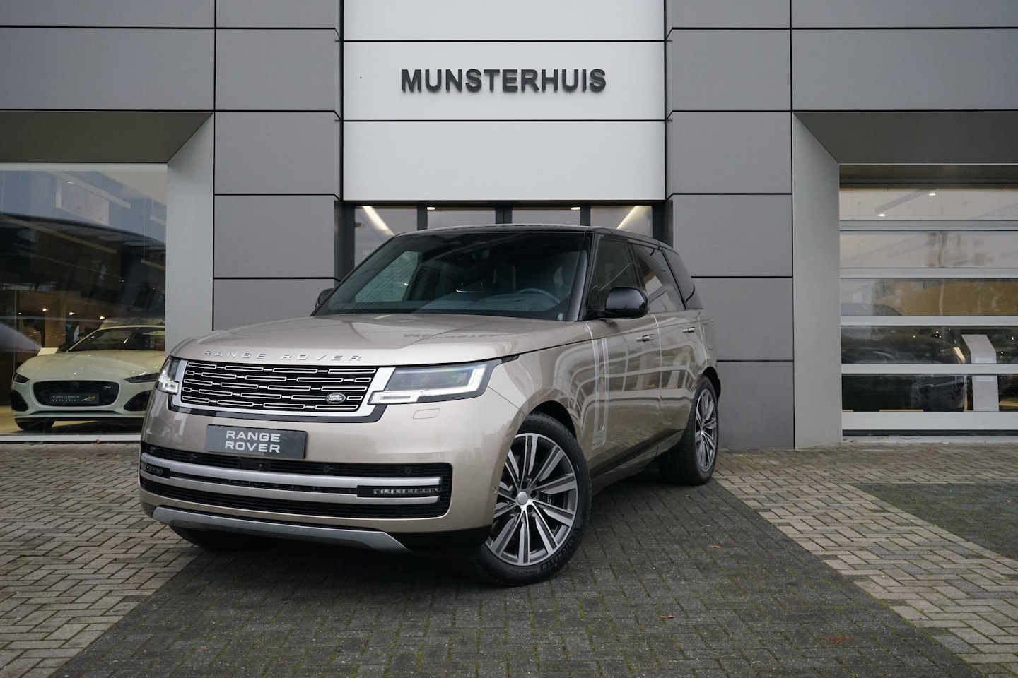 Land Rover Range Rover - 3.0 P550e Autobiography PHEV -5 jaar garantie - Massagefunctie - Head-up display - - AutoWereld.nl