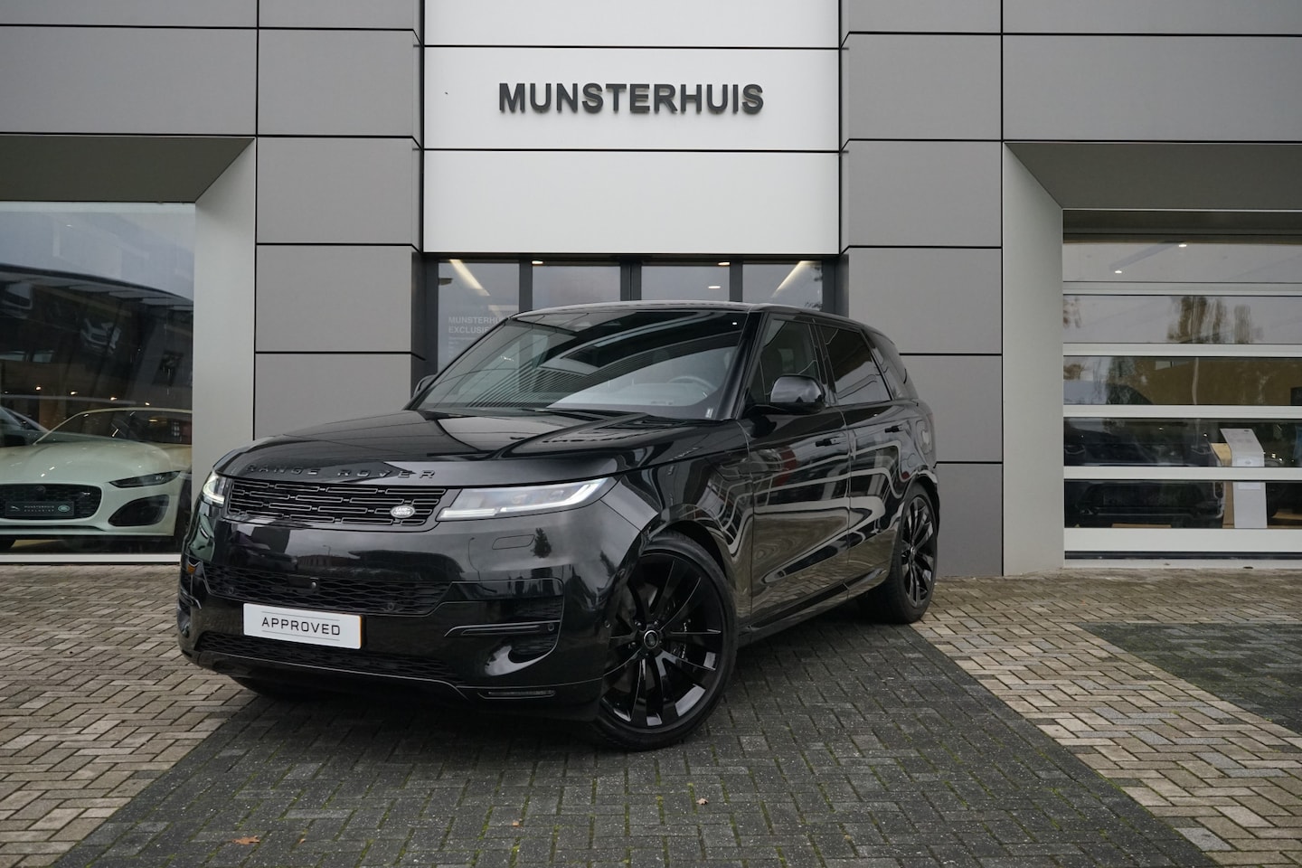 Land Rover Range Rover Sport - 3.0 P440e S - Elektrisch glazen panorama-dak - 23 Inch - Sfeerverlichting - AutoWereld.nl