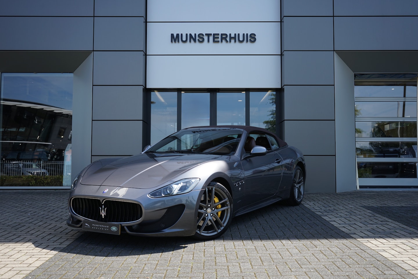 Maserati GranCabrio - 4.7 Sport - Bluetooth - 450PK - Windschot - - AutoWereld.nl