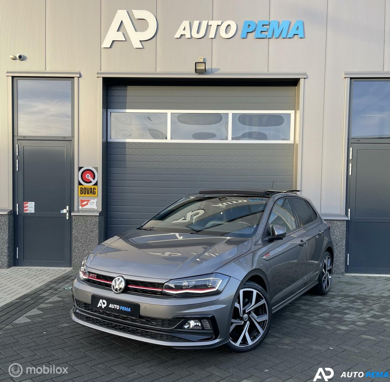 Volkswagen Polo - 2.0 TSI GTI DSG/PANO/CAM/KEYL/LEDER - AutoWereld.nl