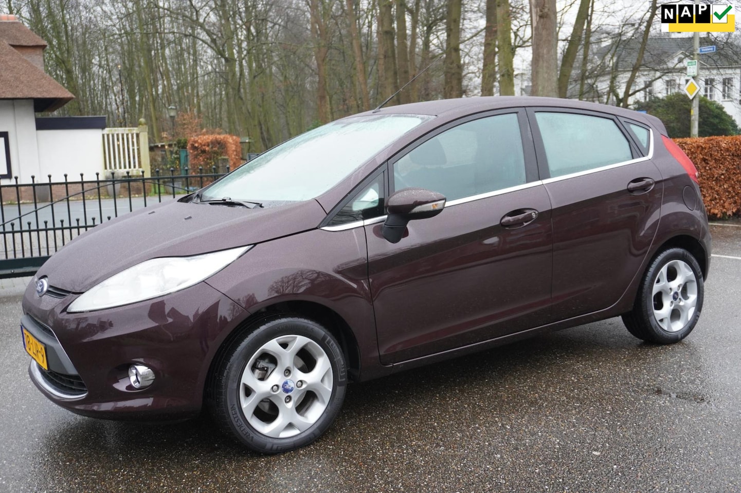 Ford Fiesta - 1.25 Titanium 5Drs Airco Lm Velgen - AutoWereld.nl