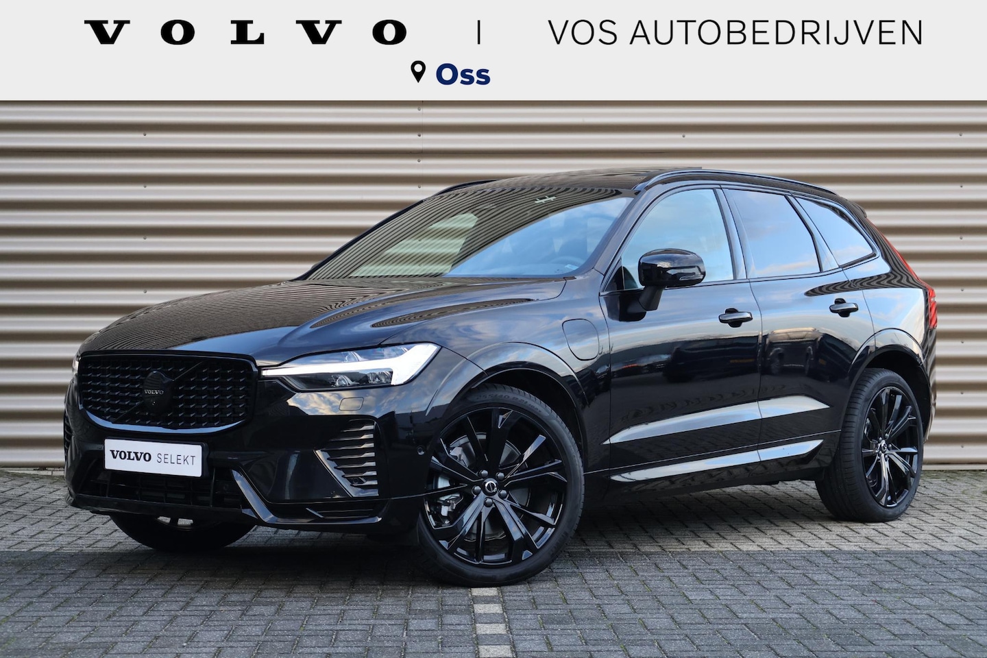 Volvo XC60 - T6 Ultimate Black Edition l Heico Uitlaatsysteem | Massage en ventilatie - AutoWereld.nl