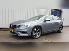 Volvo V60 - 2.0 D3 150 pk R-Design Automaat