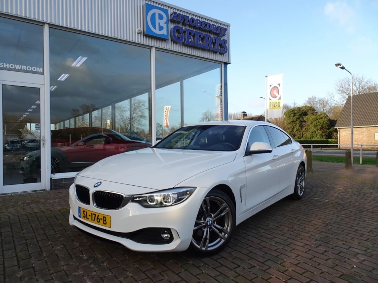 BMW 4-Serie - 418I Executive PDC/NL aut/Navi/LED/Stoelverwarming - AutoWereld.nl