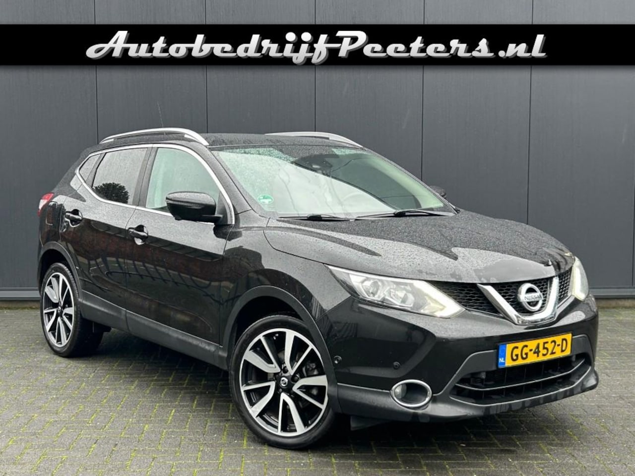 Nissan Qashqai - 1.2 Tekna P-dak Leder Navi Camera LED Trekhaak - AutoWereld.nl