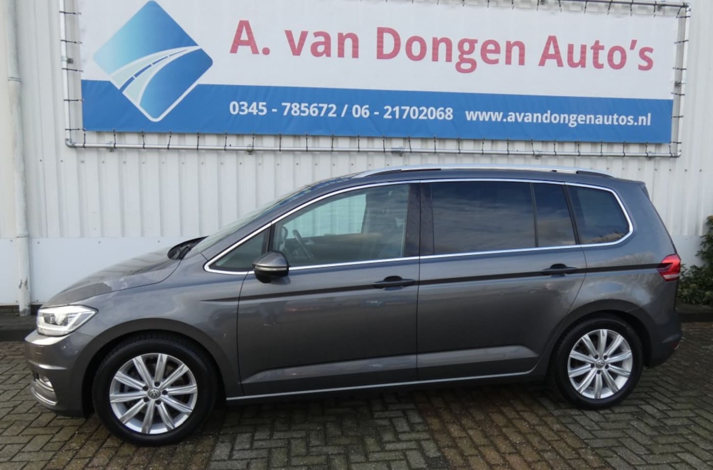 Volkswagen Touran - 1.4 TSI HIGHLINE 7P Automaat,Navi,ACC,Camera - AutoWereld.nl