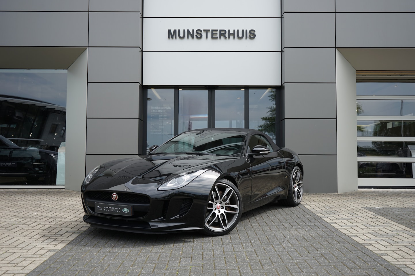 Jaguar F-type - 3.0 V6 Convertible 20 " - Orgineel Nederlands geleverd en dealer onderhouden - - AutoWereld.nl