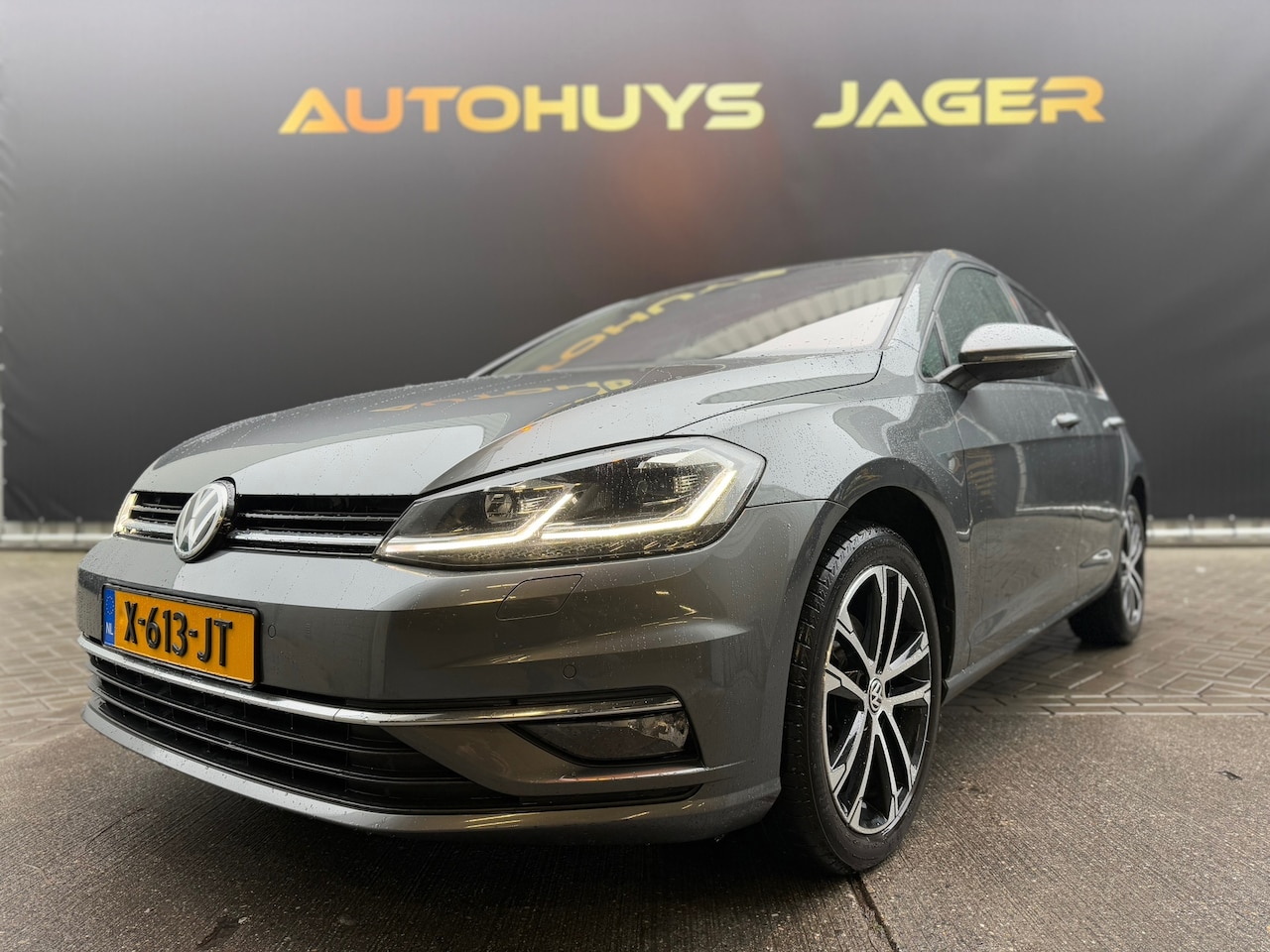 Volkswagen Golf - 1.5 TSI Highline R Pano/Virtual/Memorystoel/Led - AutoWereld.nl