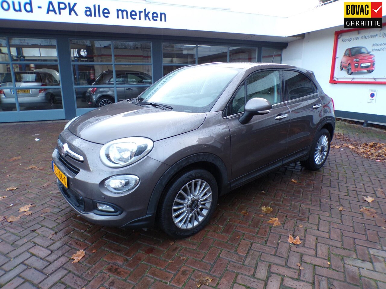 Fiat 500 X - 1.4 Lounge Turbo MultiAir Navi./17"LMV/Parkeersensoren V+A/Sportstoelen/Climate Control/Cr - AutoWereld.nl