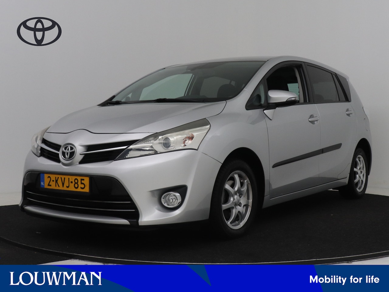 Toyota Verso - 1.8 VVT-i Business 7p. | LM velgen | Navigatie | Camera | Climate Control | Cruise Control - AutoWereld.nl