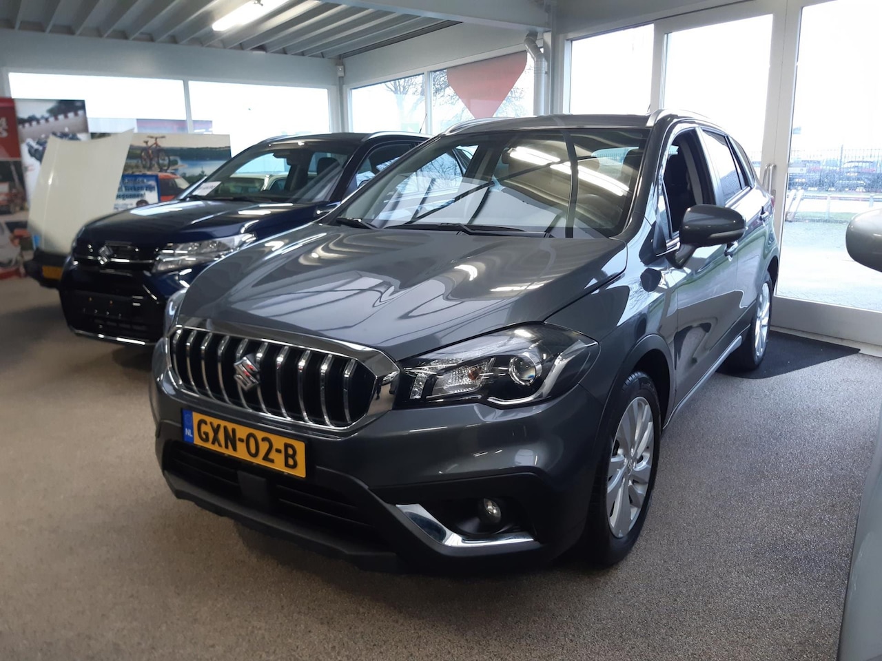 Suzuki S-Cross - 1.0 Boosterjet Select AUTOMAAT NAVI CAMERA STOELVERWARMING LMV CRUISE 2 SLEUTELS + BOEKJES - AutoWereld.nl