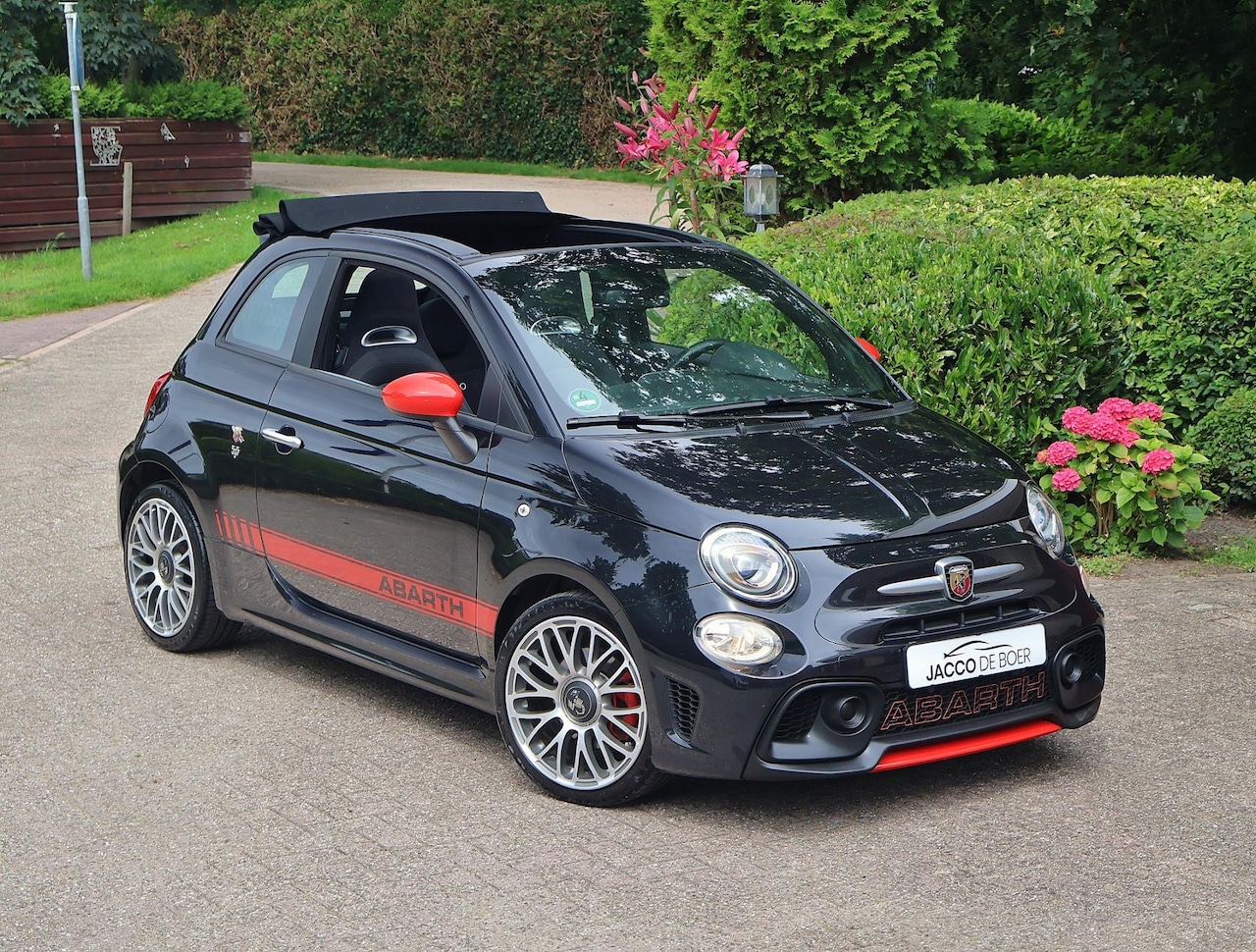 Fiat 500 C - 1.4 T-Jet Abarth 595 Cabriolet Handgeschakeld! - AutoWereld.nl