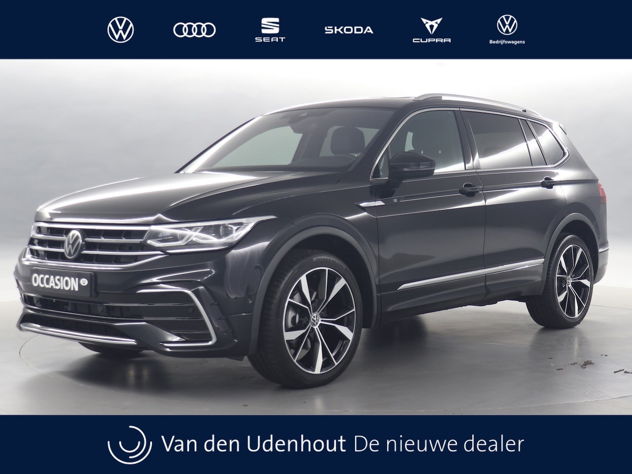 Volkswagen Tiguan Allspace - 1.5 TSI 150pk R-Line Business 7p. DSG / Navigatie / Camera / Stoel/Stuurverwarming / Trekh - AutoWereld.nl