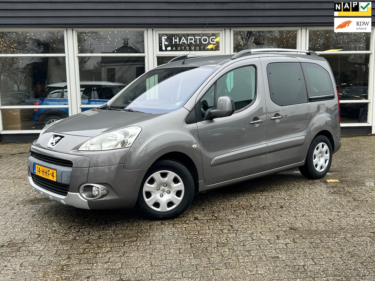 Peugeot Partner Tepee - 1.6 XT Executive | Clima | Cruise | PDC | - AutoWereld.nl