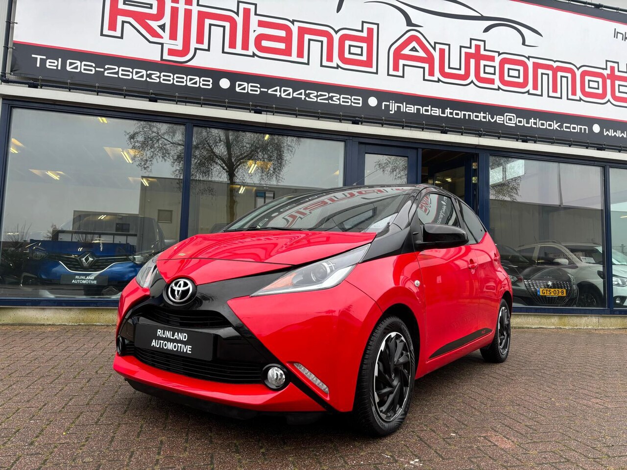 Toyota Aygo - 1.0 VVT-i x-play INCL NWE APK!! - AutoWereld.nl