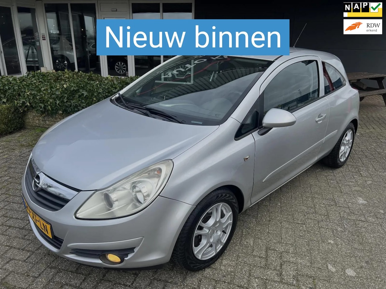 Opel Corsa - 1.2-16V Enjoy AIRCO/CRUISE/LMV - AutoWereld.nl