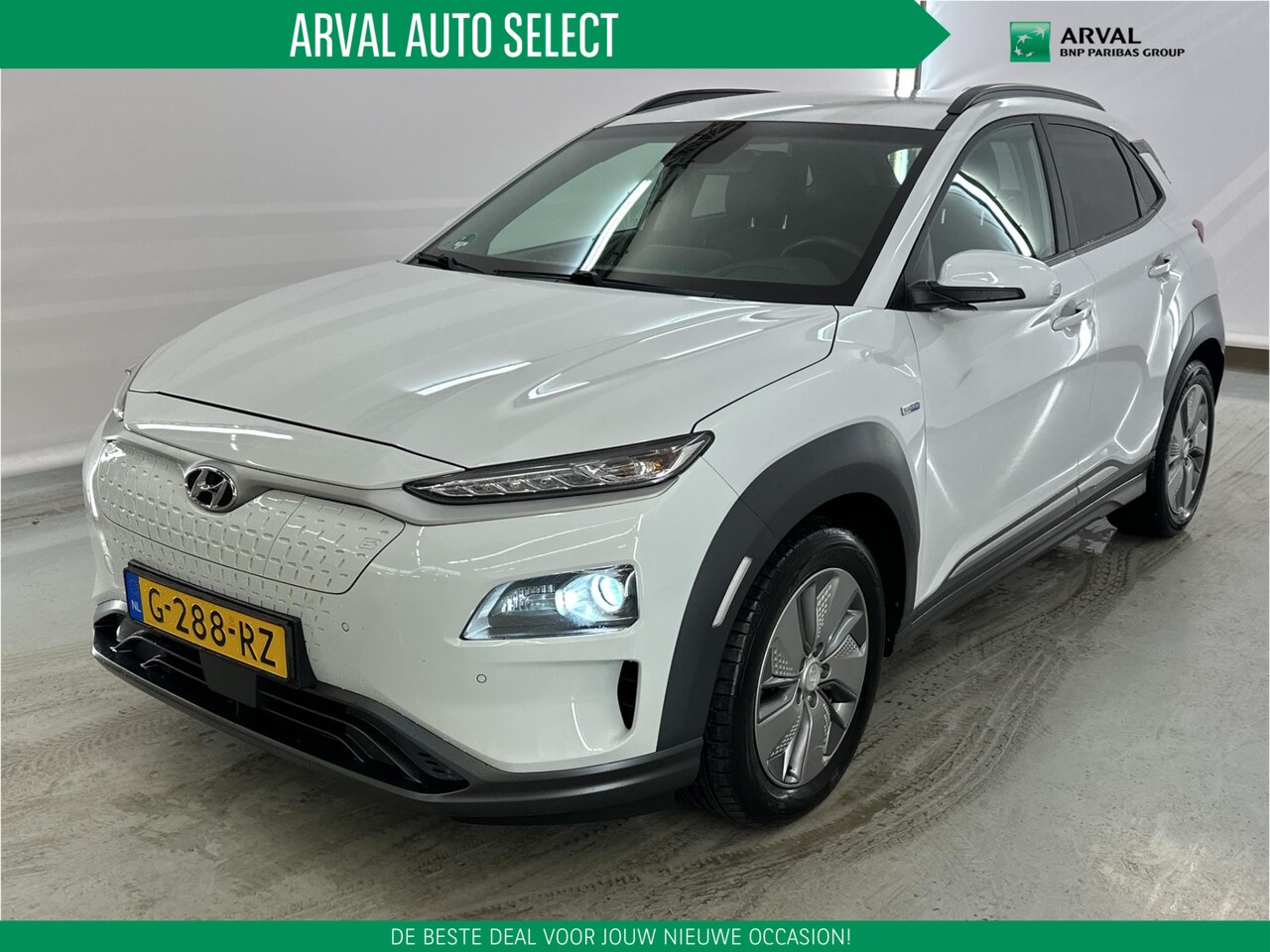 Hyundai Kona Electric - EV 64 kWh 204pk Premium | Apple CarPlay / Android Auto | Navi | PDC | Camera | Stoelverwar - AutoWereld.nl