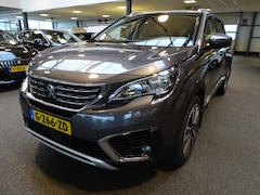 Peugeot 5008 - 1.2 PureTech Premium, 7 Zitplaatsen, Trekhaak, apple carpl. etc