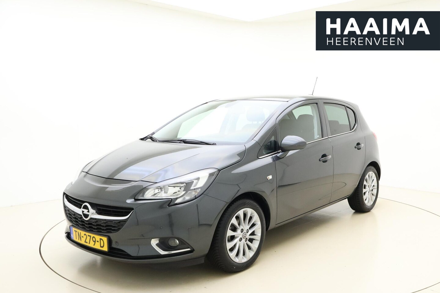 Opel Corsa - 1.4 16v 90pk Automaat Online Edition | Achteruitrijcamera | Climate control | Cruise contr - AutoWereld.nl