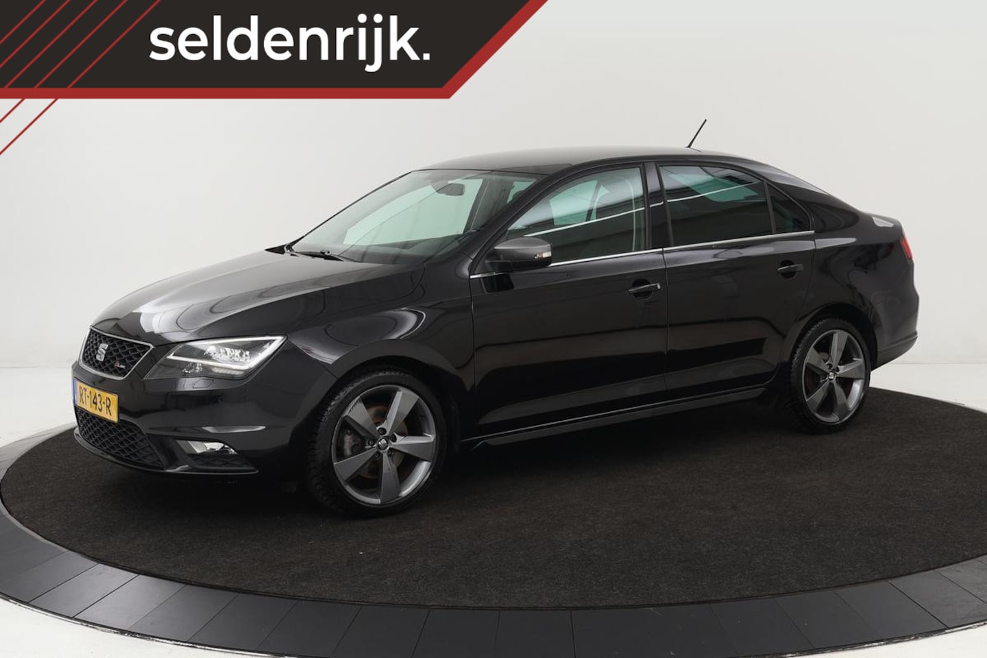 Seat Toledo - 1.4 TSI FR Intens | 1e eigenaar | Stoelverwarming | Camera | Trekhaak | Carplay | Full LED - AutoWereld.nl