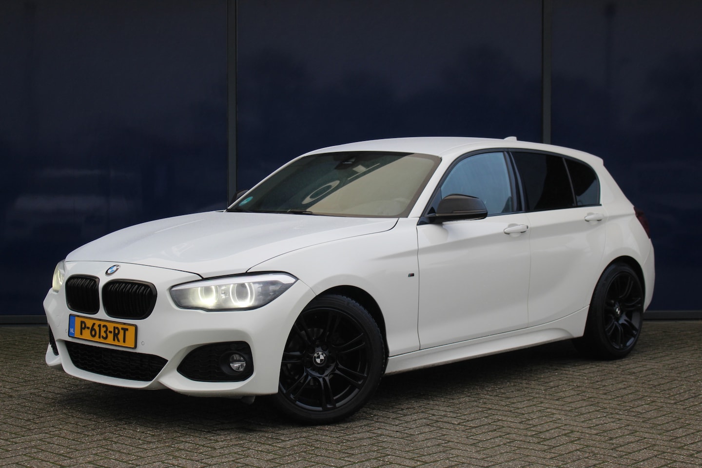 BMW 1-serie - 118i Edition M Sport Shadow High Executive 118i Edition M Sport Shadow High Executive - AutoWereld.nl