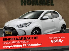 Toyota Yaris - 1.5 Hybrid Team D - PARKEERSENSOREN VOOR EN ACHTER - STUUR EN STOEL VERWARMING - ADAPTIVE