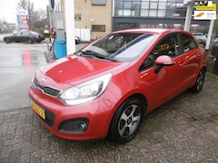 Kia Rio - 1.2 CVVT 86pk 5-deurs Airco Cruise Trekhaak LED Zuinig A-label