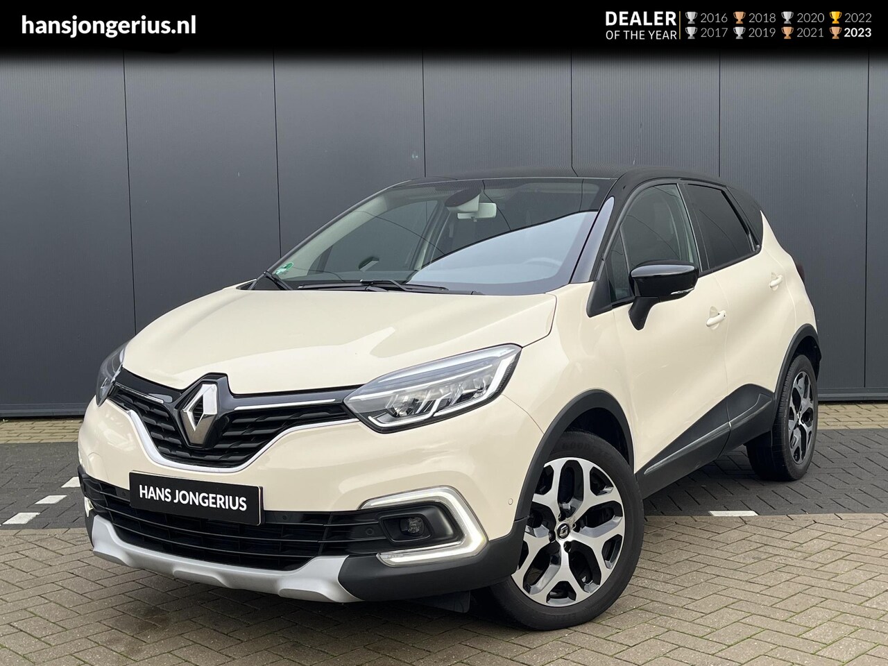 Renault Captur - TCe 150 pk AUTOMAAT Intens | NAVI | SENSOREN V+A | CAMERA | CLIMATE EN CRUISE CONTROL | DO - AutoWereld.nl