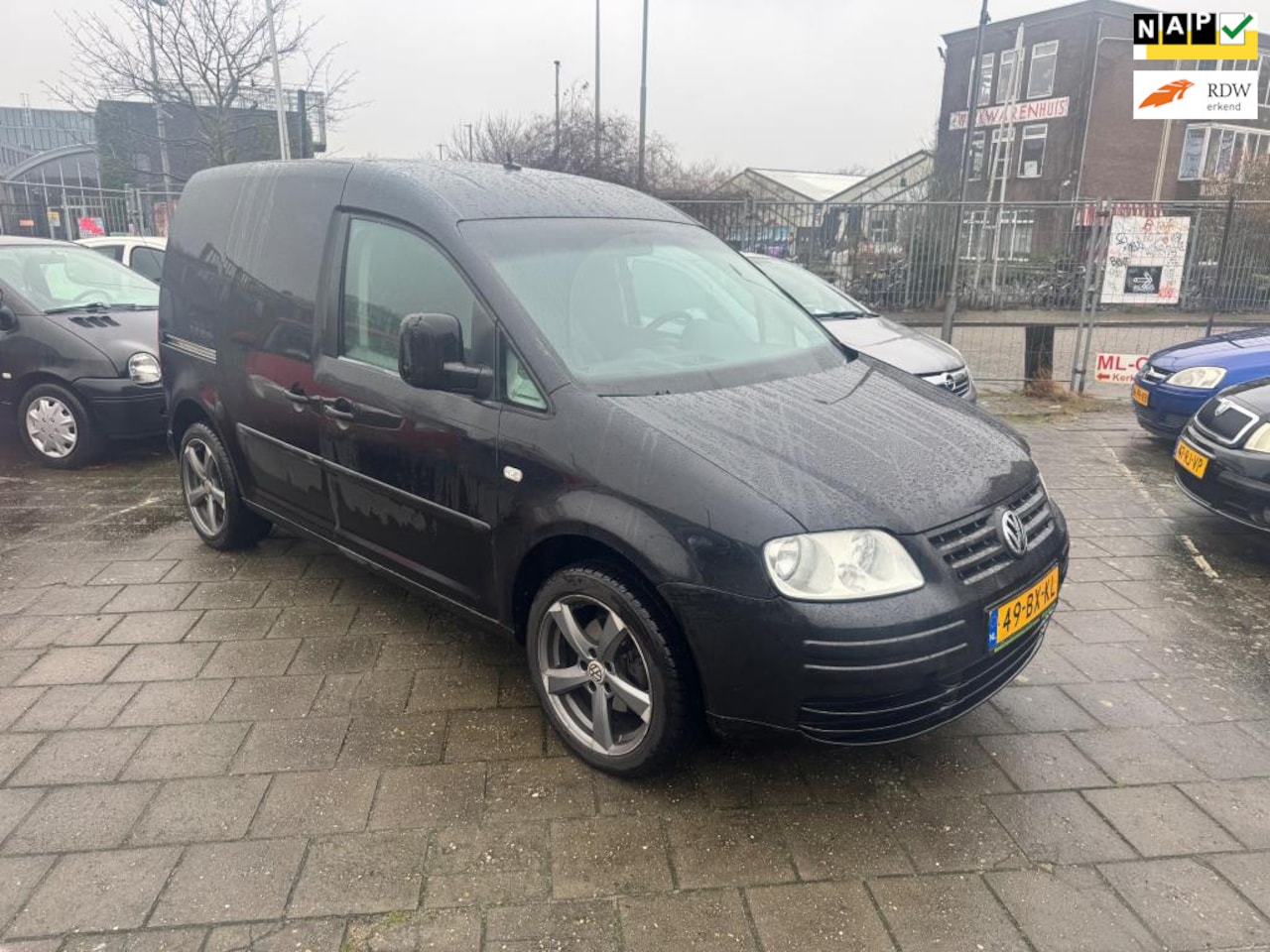 Volkswagen Caddy - 1.9 TDI vol leer airco elektrische ramen en spiegels Pioneer scherm rotor velgen nieuwe ba - AutoWereld.nl