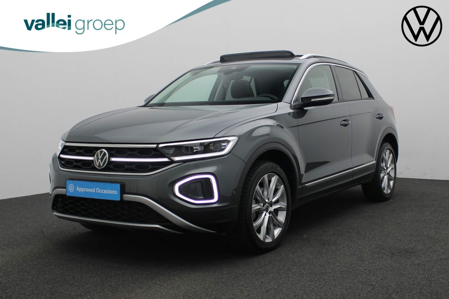 Volkswagen T-Roc - 1.0 TSI 110PK Style | Pano | IQ Light | Camera | Stuur-/stoelverwarming | Navi Discover Pr - AutoWereld.nl