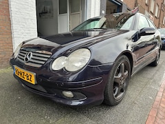 Mercedes-Benz C-klasse Sportcoupé - 200 K. AUTOMAAT Airco Cruise Leer Pano Nette Auto