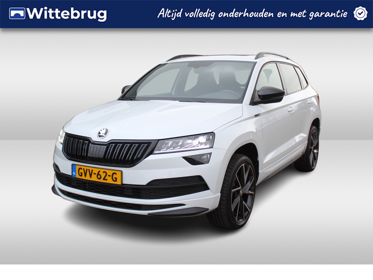 Skoda Karoq - 1.5 TSI ACT 150pk DSG Sportline / 19"LMV / APP.Connect / CAMERA / PANODAK / Full LED / Sto - AutoWereld.nl