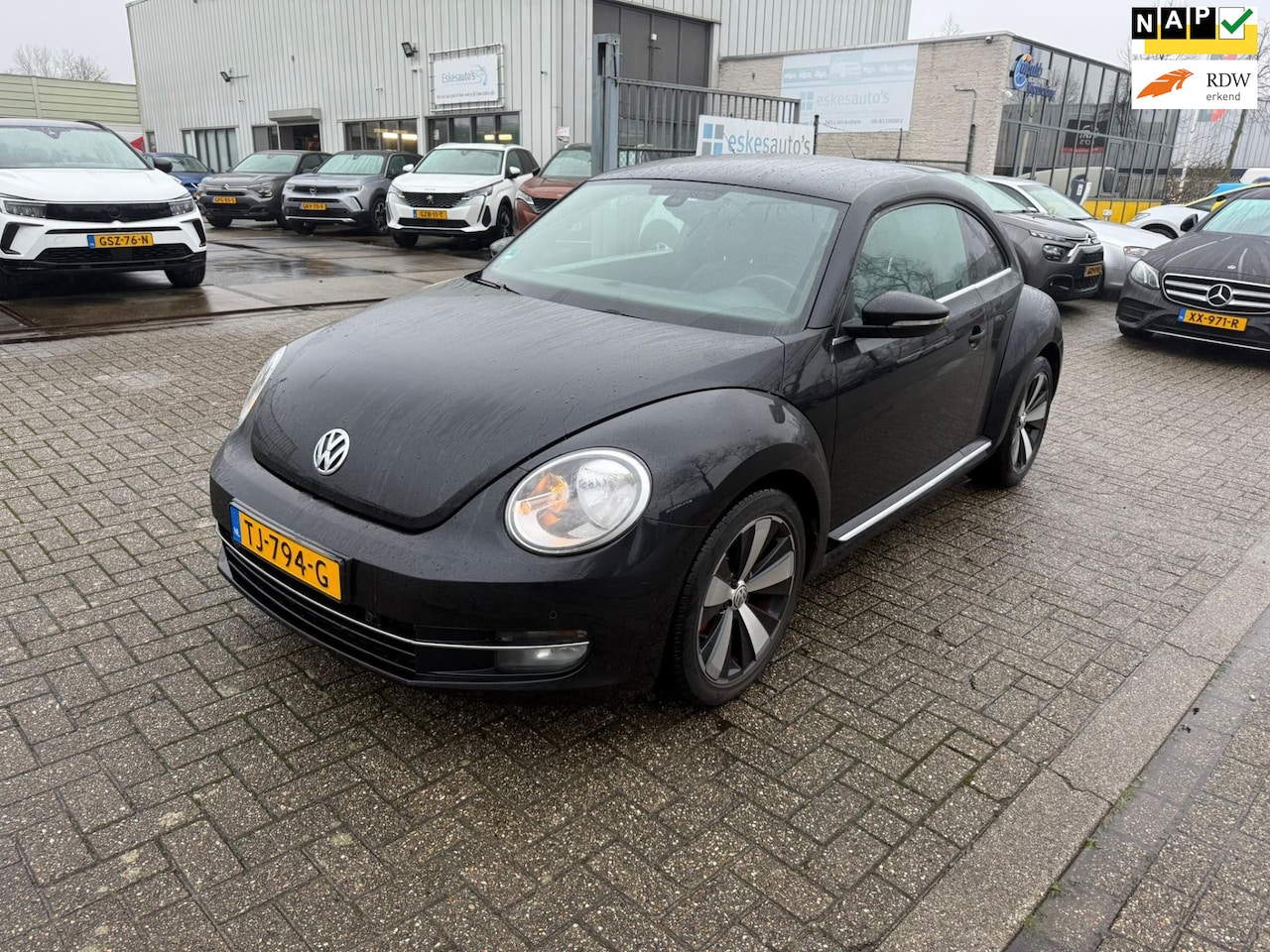 Volkswagen Beetle - 2.0 TSI Sport 2.0 TSI Sport, Automaat, Navi, 200PK - AutoWereld.nl