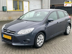 Ford Focus - 1.6 TDCI 95 PK 6 BAK Bj 2014 ECOnetic 1e Eig 5 Deurs Heel Weinig Km, s 57.863 Airco Navi B