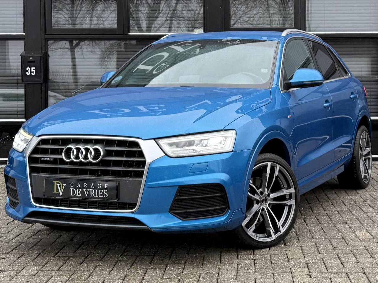 Audi Q3 - 2.0 TFSI Quattro S Line S Tronic 2000kg Trekgewicht Garantie - AutoWereld.nl