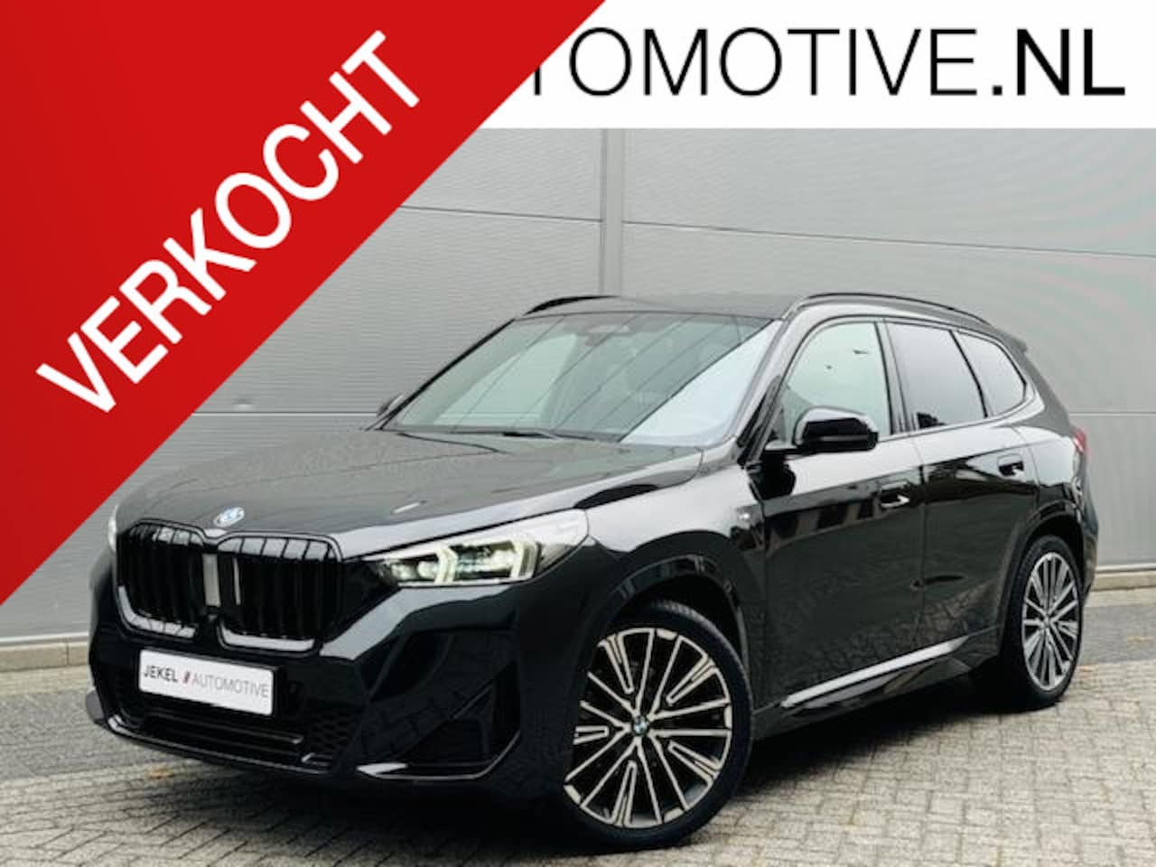 BMW X1 - sDrive18i M-Sport, Pano dak, 360 Camera, TH, 20" LM velgen, enz - AutoWereld.nl