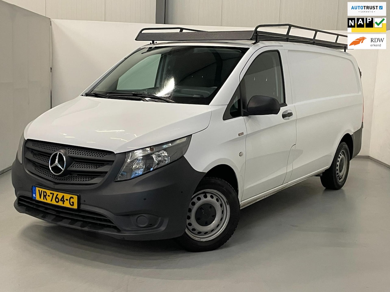 Mercedes-Benz Vito - 111 CDI Functional Lang / Imperiaal / Trekhaak / Excl. BTW - AutoWereld.nl