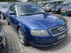 Audi A4 Cabriolet - 2.4 V6 Airco Stoelverw. Leder 17"L.M