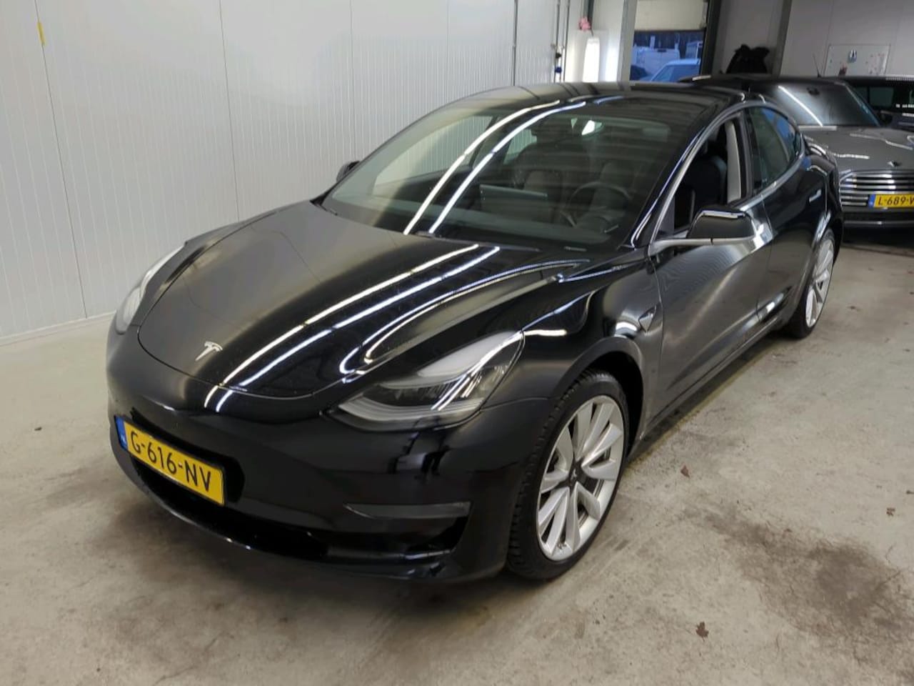 Tesla Model 3 - Long-Range AWD 351pk 75 kWh [ AUTOPILOT+19'' LMV+620KM WLTP+PREMIUM AUDIO ] - AutoWereld.nl