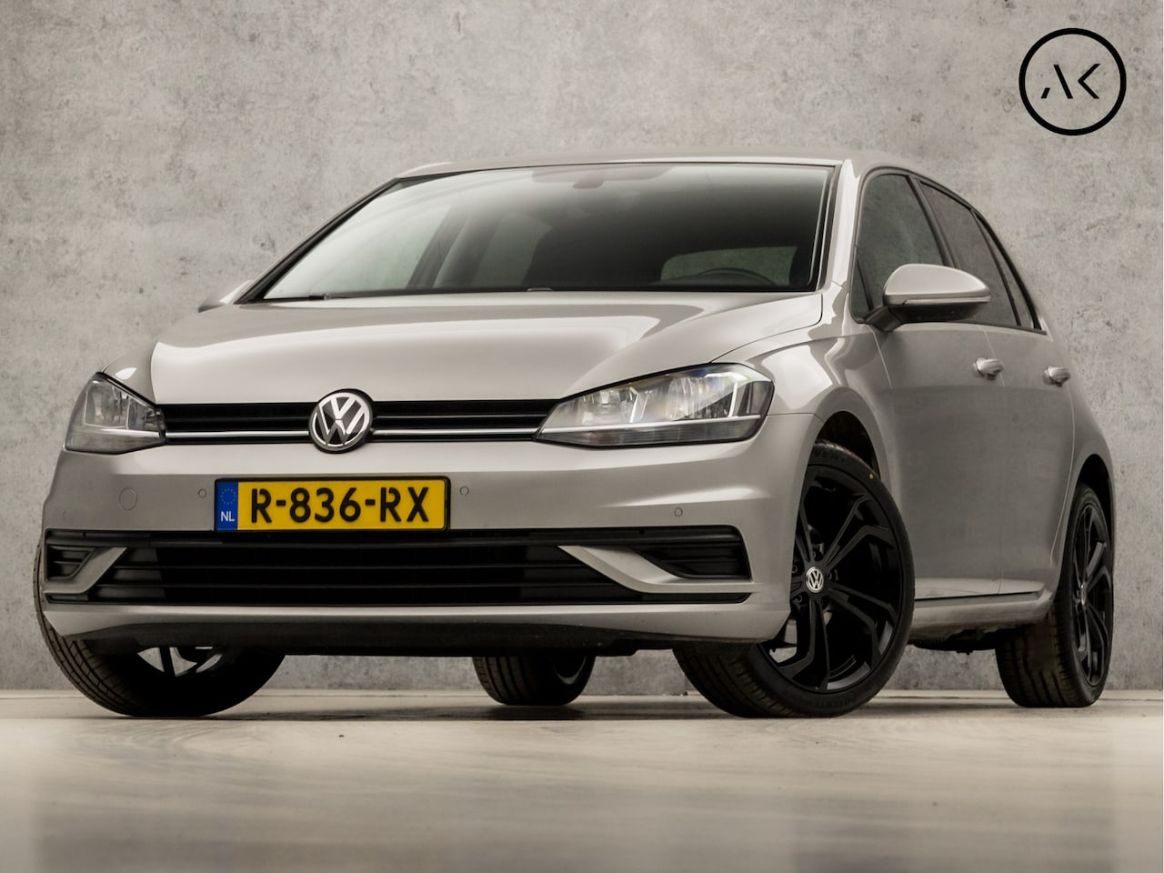 Volkswagen Golf - 1.0 TSI Sportline Automaat (APPLE CARPLAY, GROOT NAVI, CLIMATE, GETINT GLAS, SPORTSTOELEN, - AutoWereld.nl