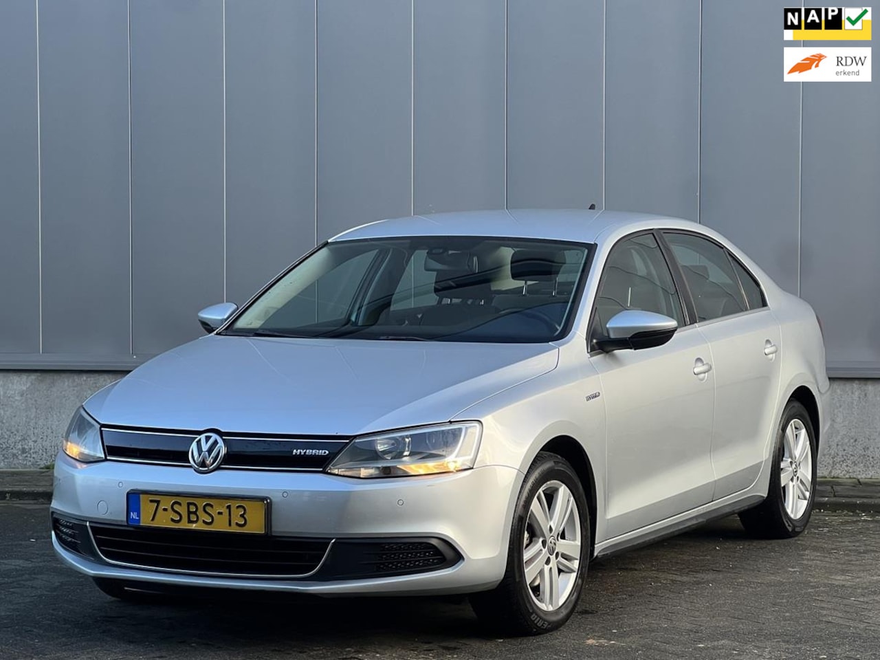 Volkswagen Jetta - 1.4 TSI Hybrid ComfortLine Navi- Cruise - PDC- NAP - AutoWereld.nl