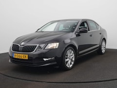 Skoda Octavia - 1.0 TSI Greentech Business Edition / Trekhaak / Climate / Stoelverwarming / Navi